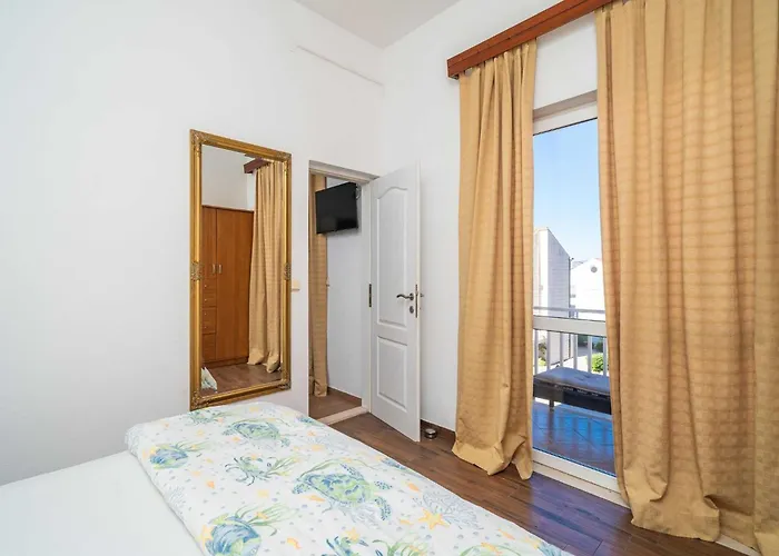 Senjo - One Bedroom With Balcony And Sea View 4 Adults 3 *