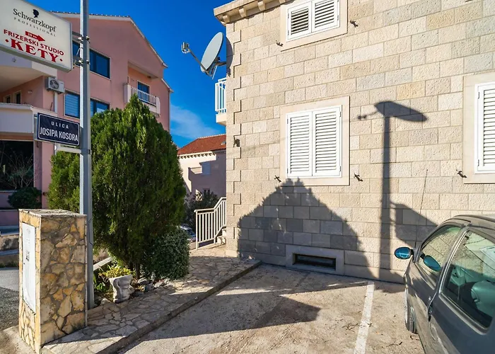 Senjo - One Bedroom With Balcony And Sea View 4 Adults 3 Appartement *