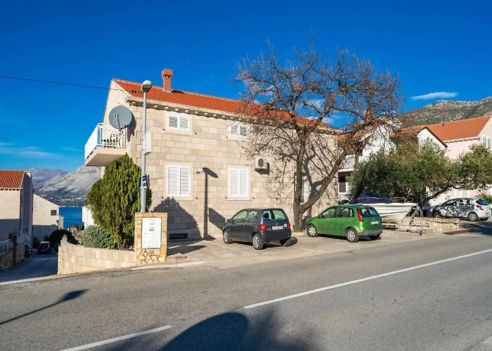 Senjo - One Bedroom With Balcony And Sea View 4 Adults 3 Apartamento